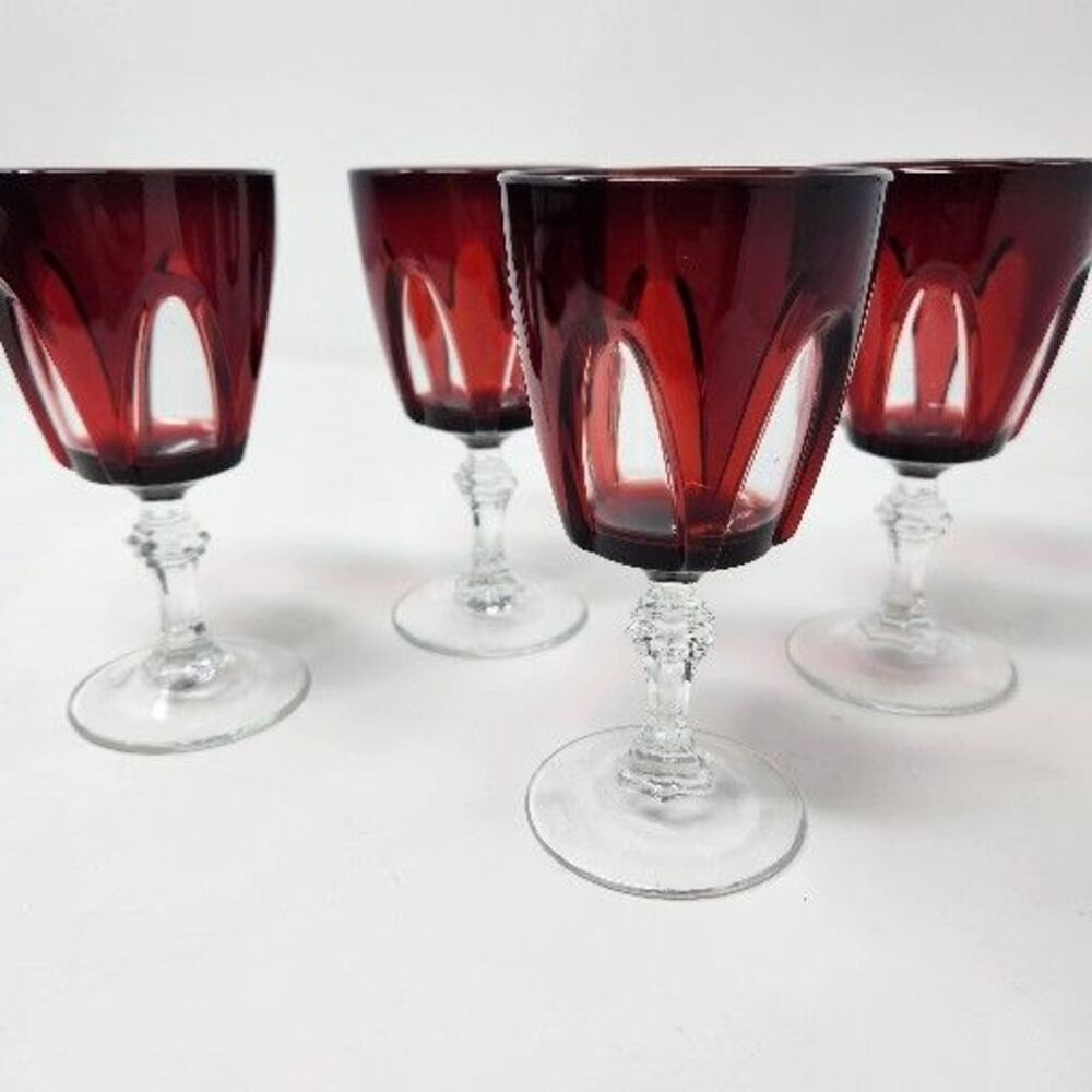 Red Gothic Arches Cavalier Wine Glasses Luminarc Set of 4 Durand Made in France